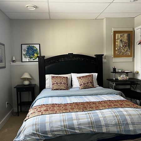 Citadel Cozy Quilt Private Bedroom カルガリー エクステリア 写真